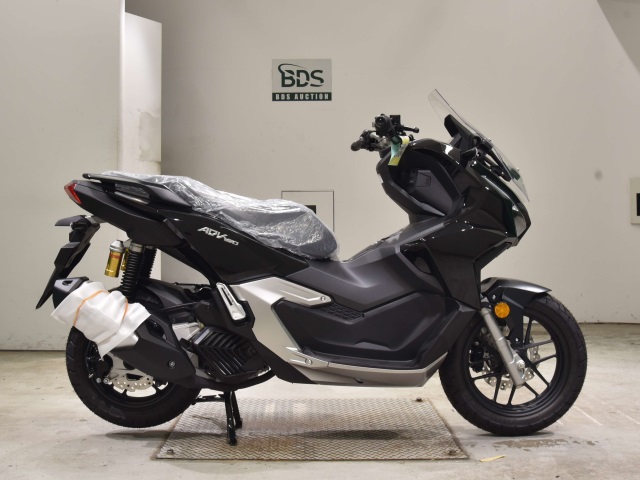 Honda ADV 160 2025