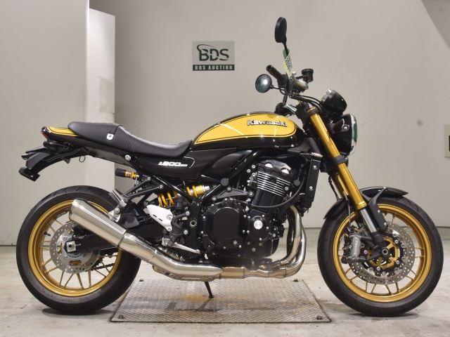 Kawasaki Z900RS SE 2023