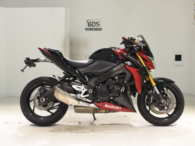 Suzuki GSX-S1000 2015