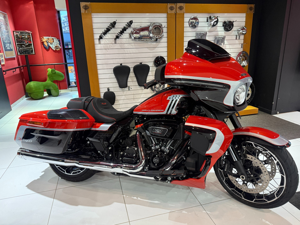 HD STREET GLIDE FLHXSE1800 2025