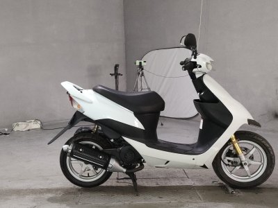 Suzuki SEPIA ZZ