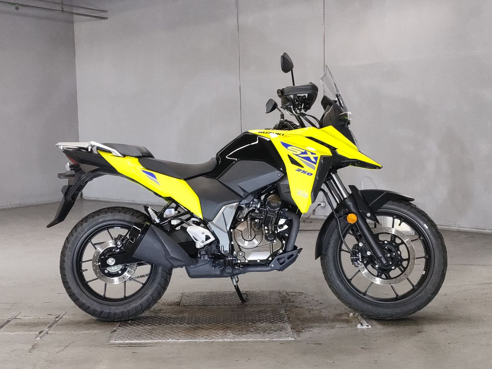 Suzuki v strom 250sx