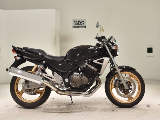 Kawasaki BALIUS ZR250 2005