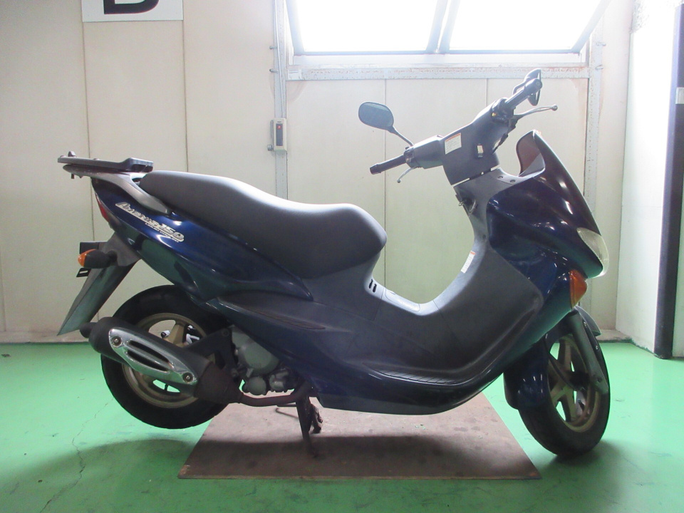 Suzuki AVENIS150