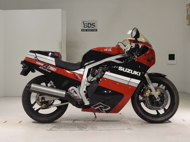 Suzuki GSX-R750 1986