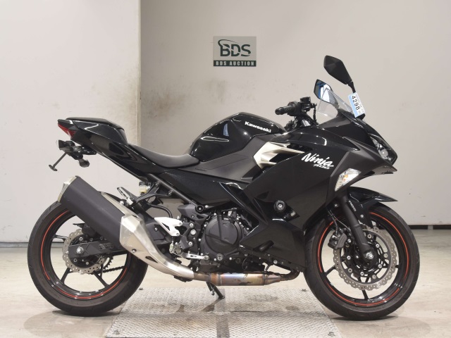 Kawasaki NINJA400 2021