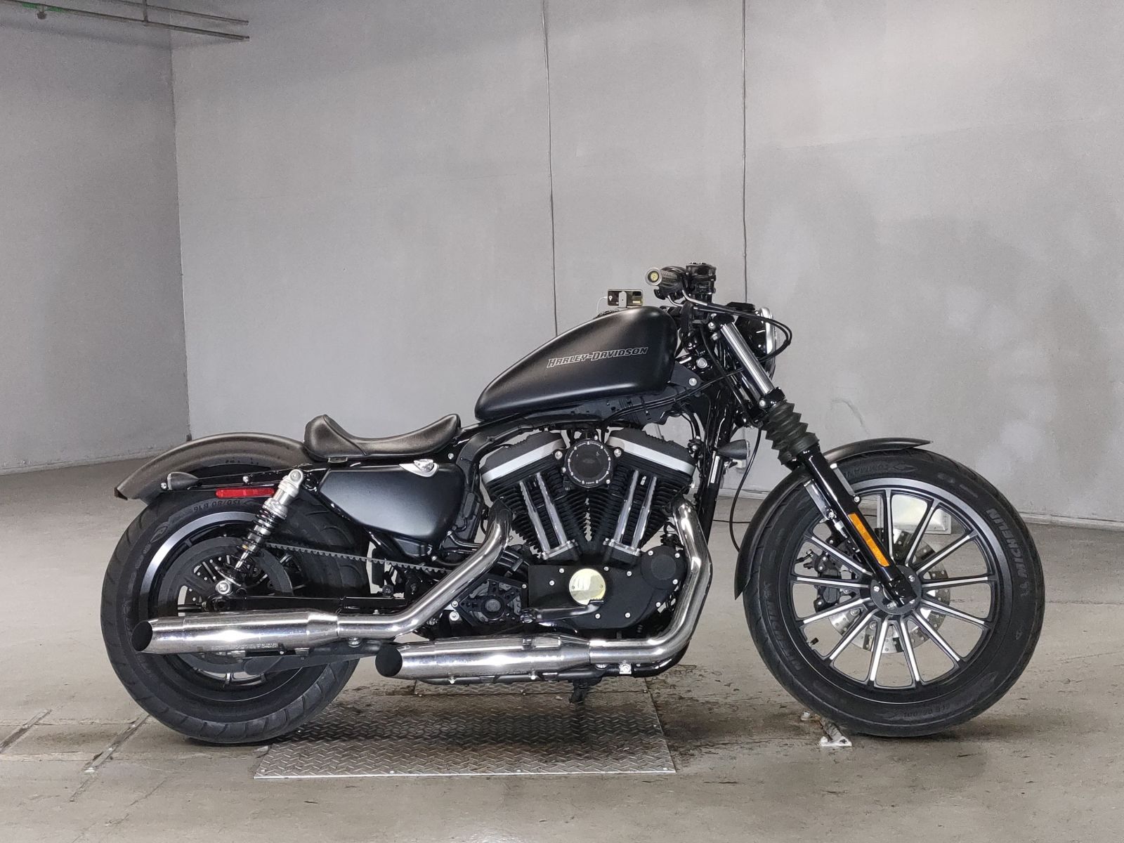 HD SPORTSTER IRON XL883N 2010