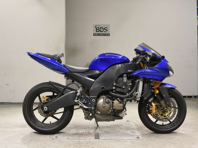 Kawasaki NINJA ZX-10R 2004