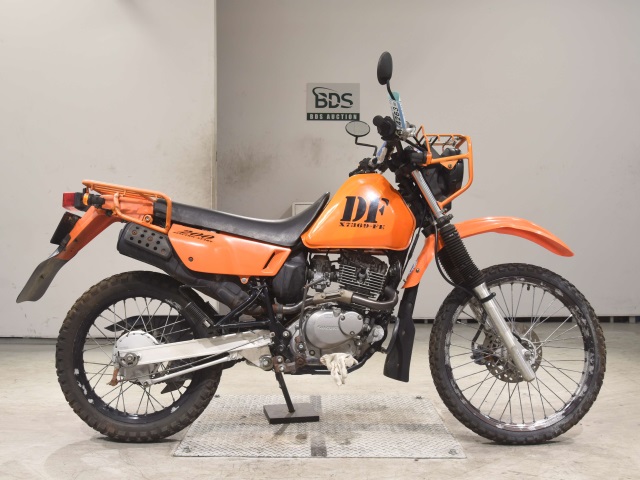 Suzuki DF200E