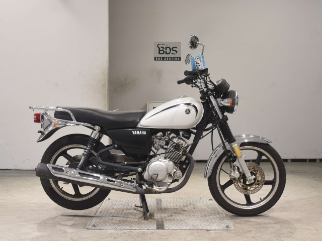 Yamaha YB125SP 2015