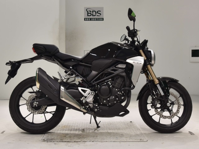 Honda CB250R 2019