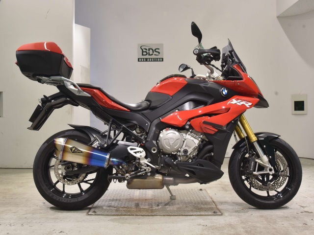 BMW S1000XR 2016