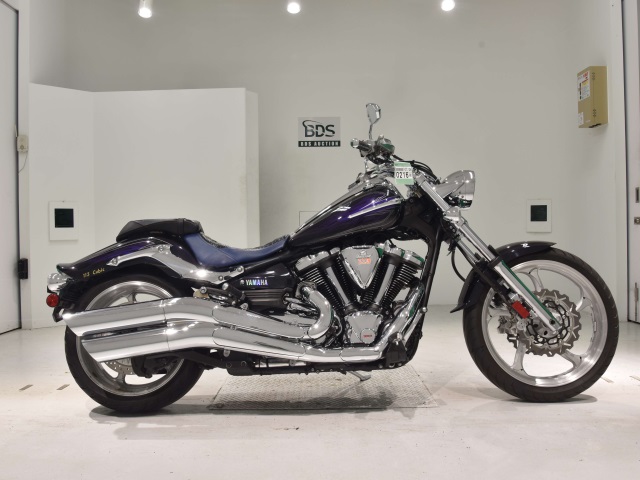 Yamaha RAIDER XV1900 2016