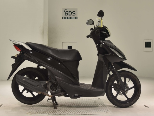 Suzuki ADDRESS V110