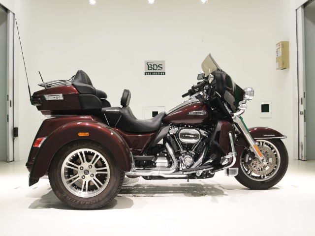 HD ELECTRA GLIDE FLHTCU1870 TRIKE 2019