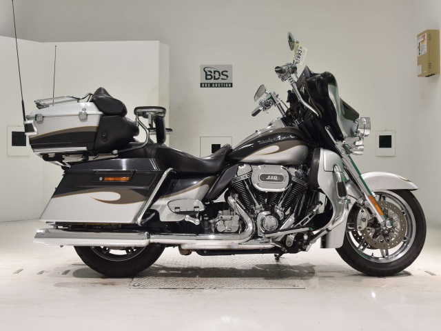 HD ELECTRA GLIDE FLHTCUSE1800 2013