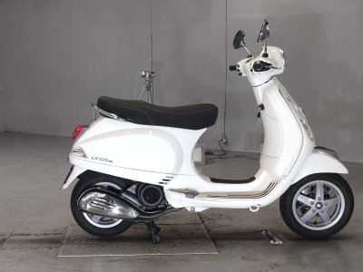 Vespa LX125IE
