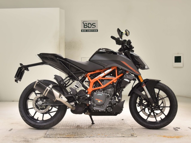 KTM 390 DUKE 2025