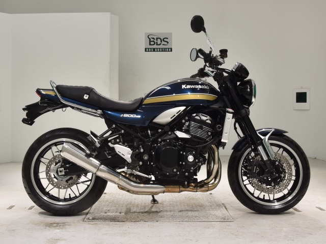 Kawasaki Z900RS 2022