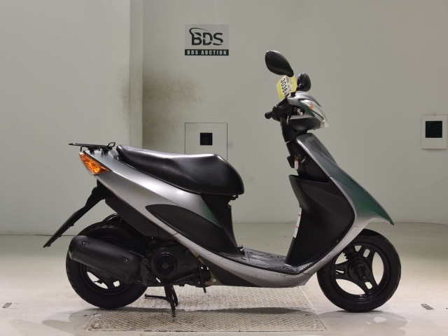 Suzuki ADDRESS V50