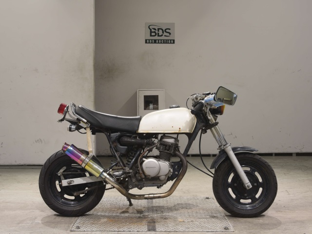 Honda APE50 2002
