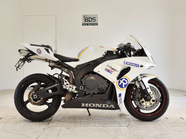 Honda CBR1000RR 2006