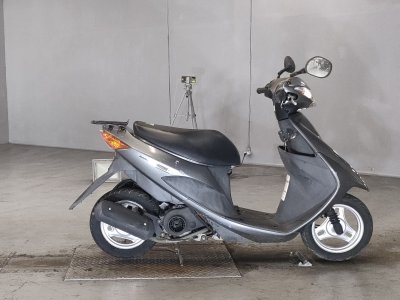 Suzuki ADDRESS V50