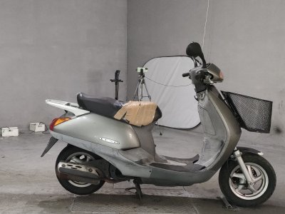 Honda LEAD100 2001