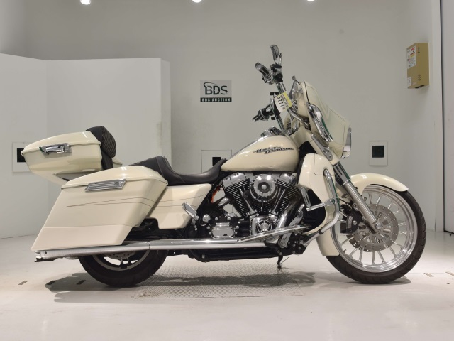 HD SREET GLIDE FLHXS1690 2015
