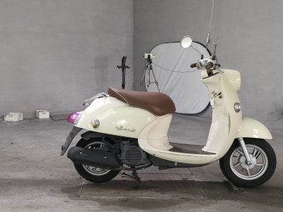 Yamaha VINO50 2012