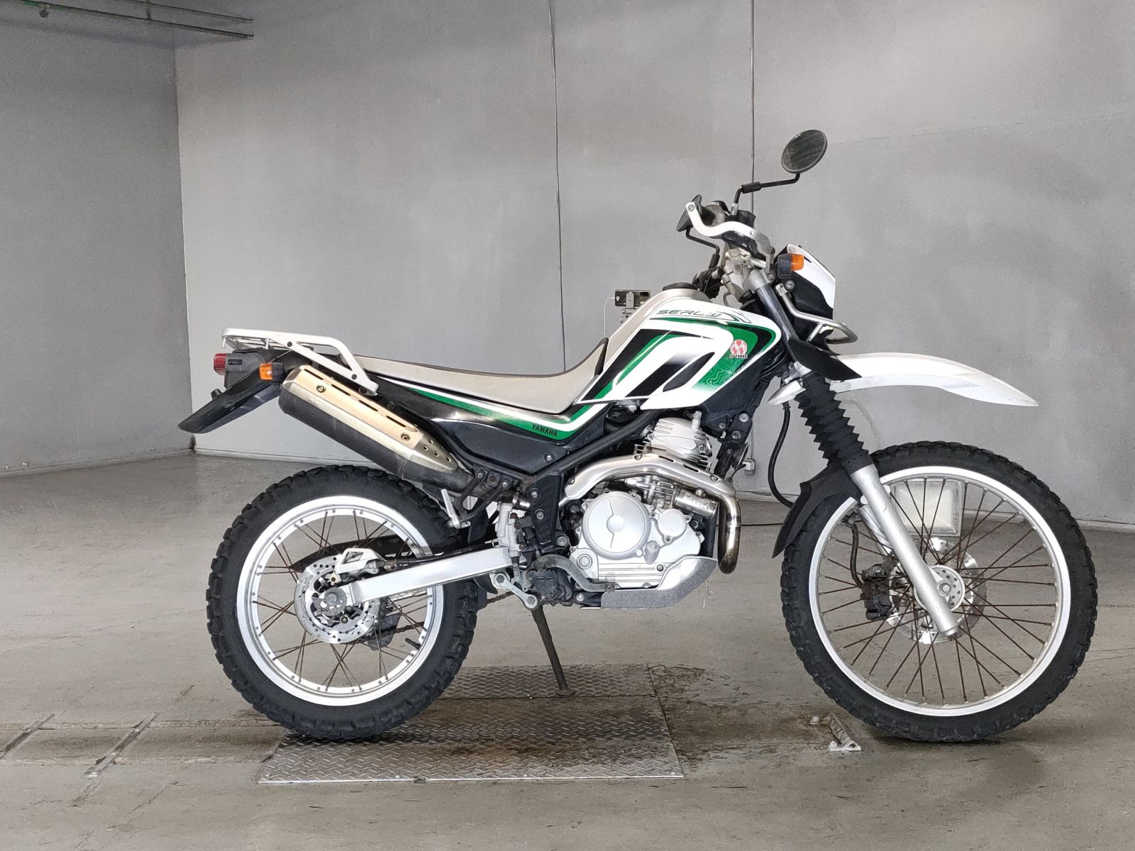 Yamaha SEROW XT250 2010