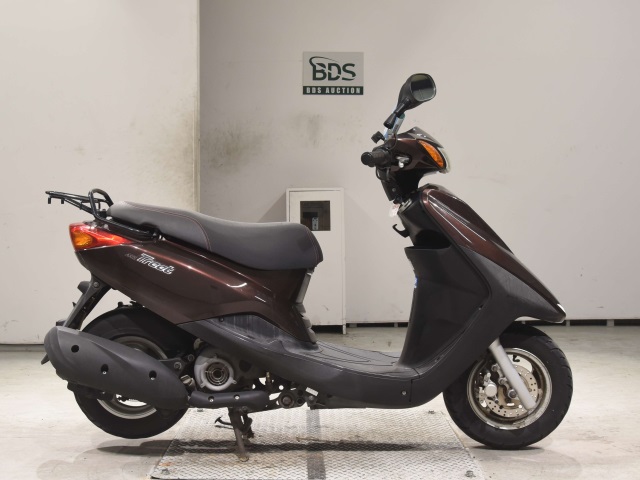 Yamaha AXIS125 2012