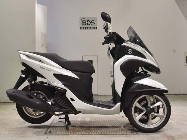 Yamaha TRICITY MW125 2015