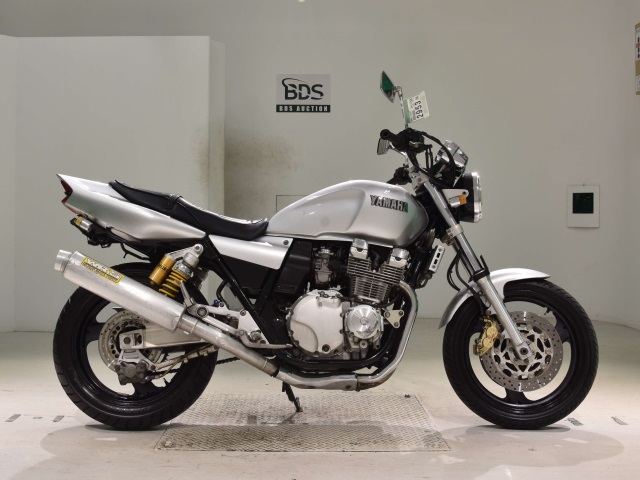Yamaha XJR400 1998