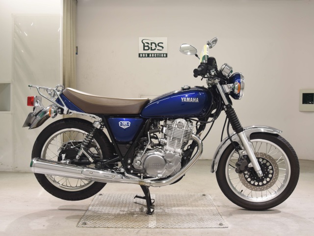 Yamaha SR400 2021