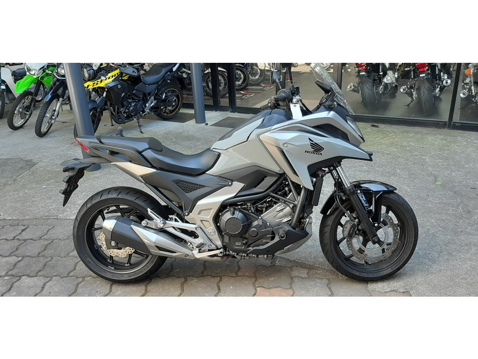 Honda NC750X 2023