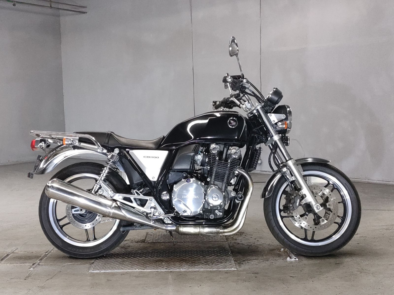 Honda CB1100 2011