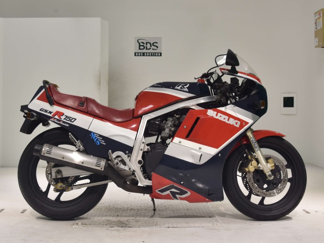 Suzuki GSX-R750 1986