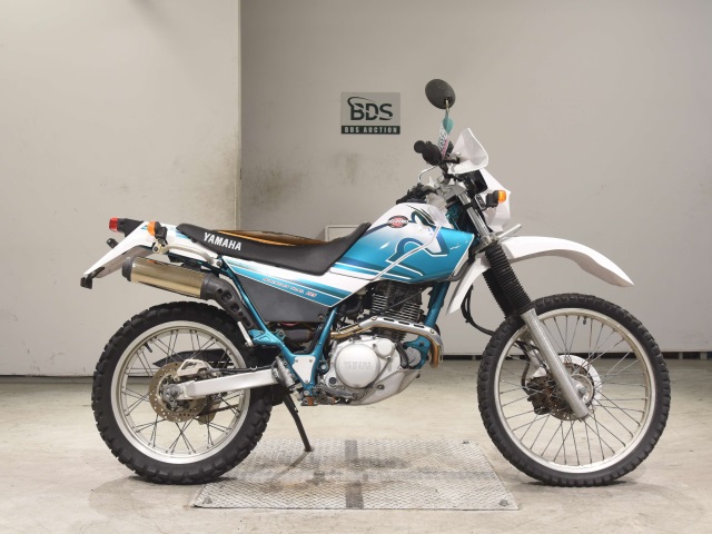 Yamaha SEROW XT225 1998