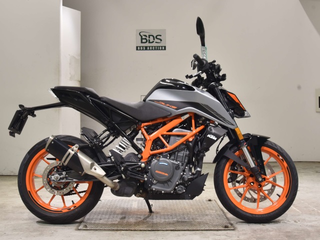 KTM 390 DUKE 2023