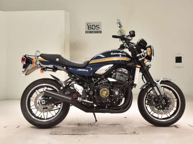 Kawasaki Z900RS 2022