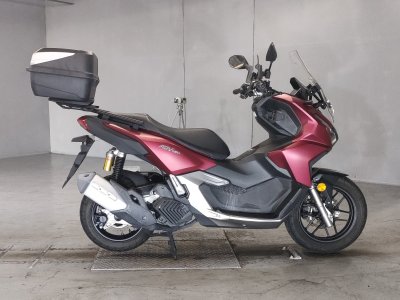 Honda ADV 160 2023