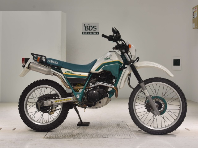 Yamaha SEROW XT225 1987