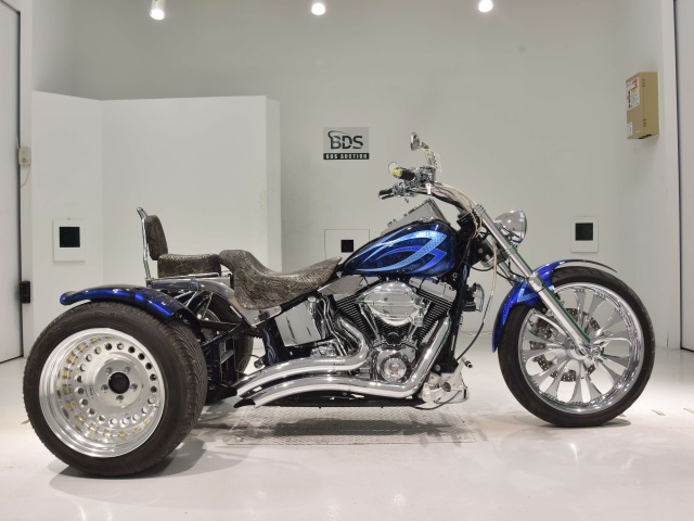 HD SOFTAIL FXSTC1580 TRIKE 2006