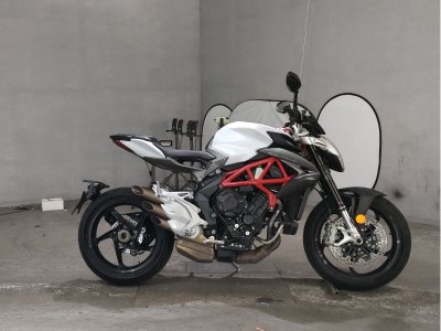 MV Agusta BRUTALE800 2016
