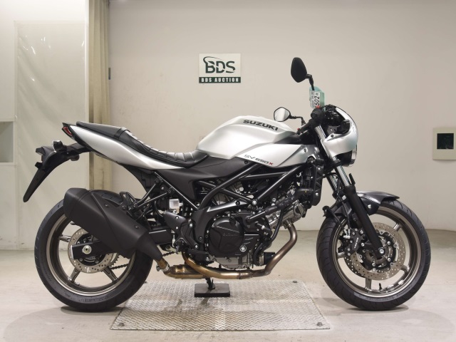 Suzuki SV650X 2023