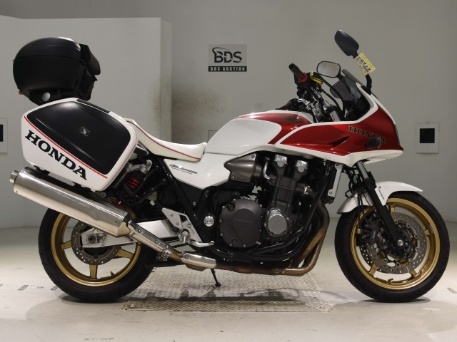 Honda CB1300SF ST 2011