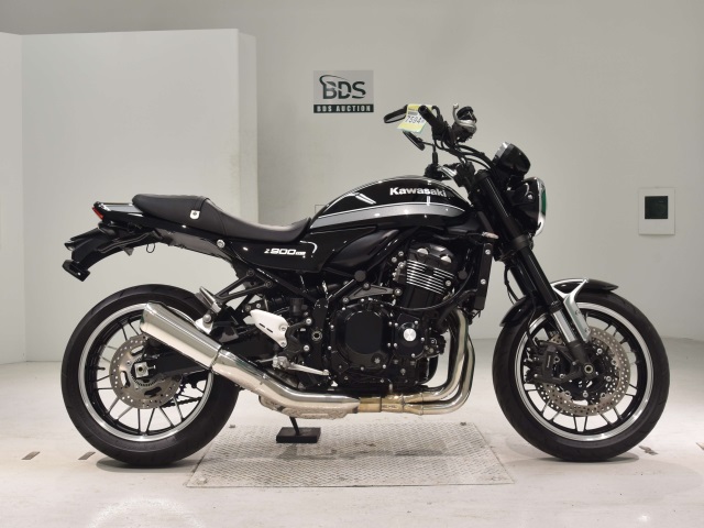 Kawasaki Z900RS 2021