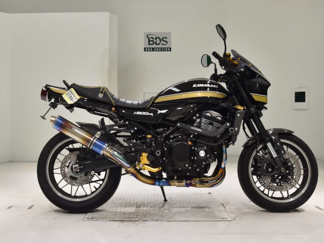 Kawasaki Z900RS 2023