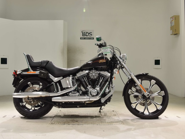 HD SOFTAIL FXSTC1580 2010